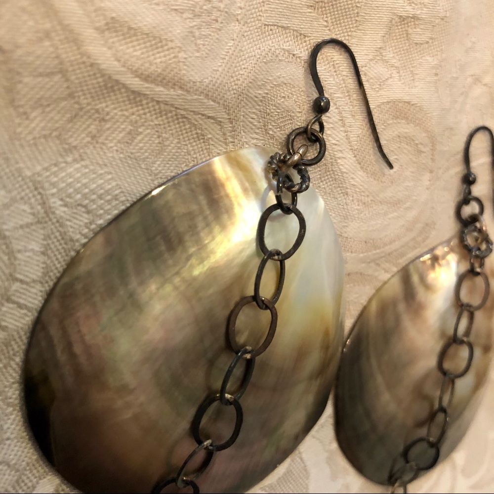 Shell Dangle Earrings - image 4